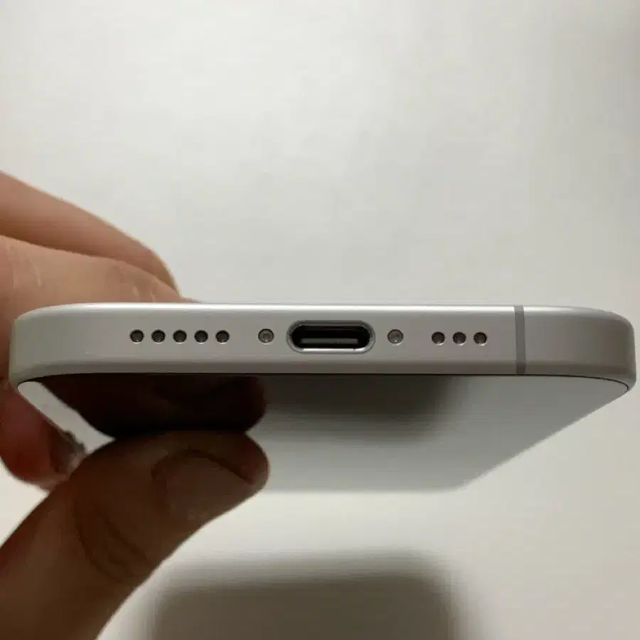 (자급제S급풀박)아이폰16화이트128기가/iphone16White128G