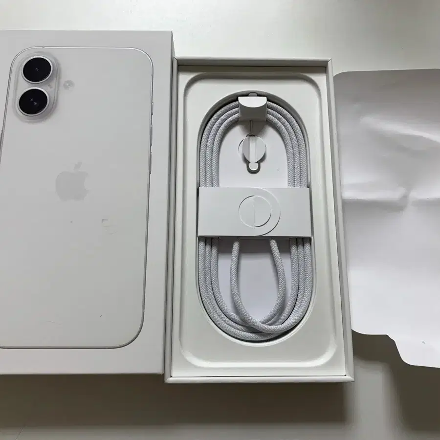 (자급제S급풀박)아이폰16화이트128기가/iphone16White128G