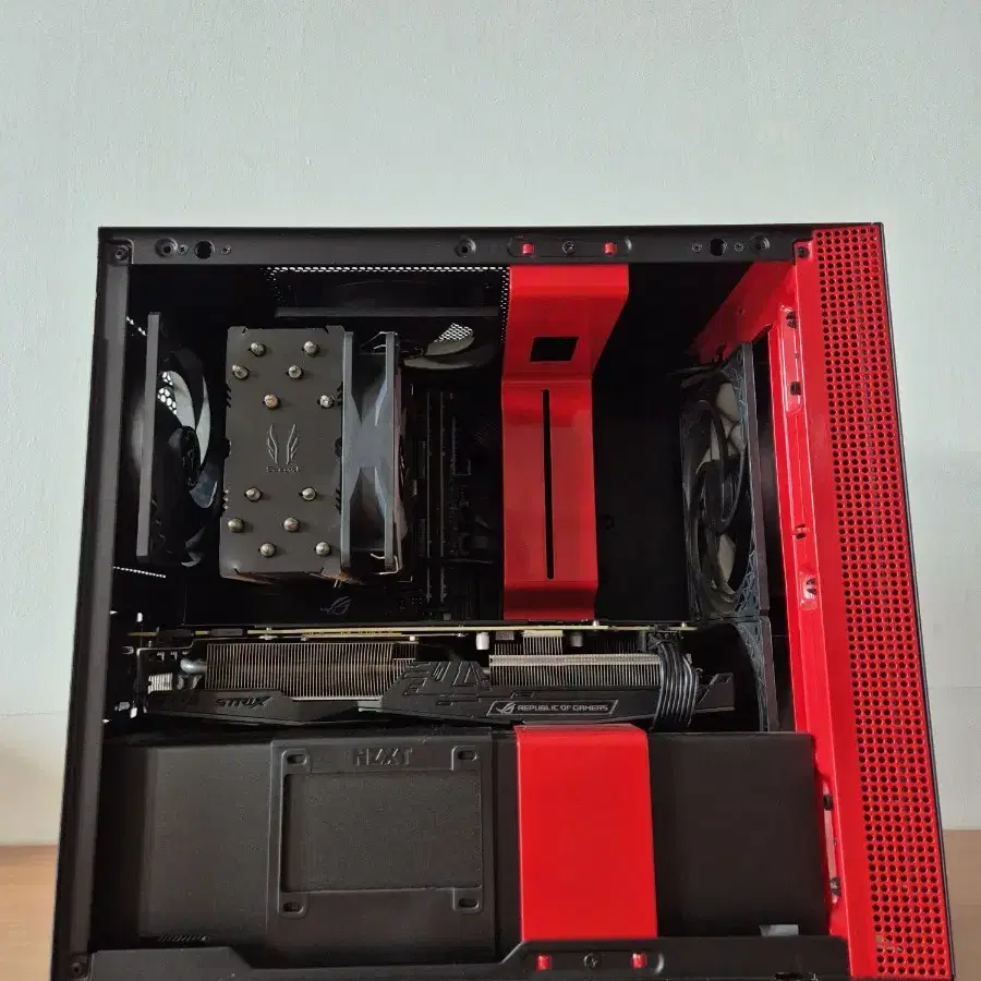 ITX NZXT 고사양 미니PC 판매합니다.