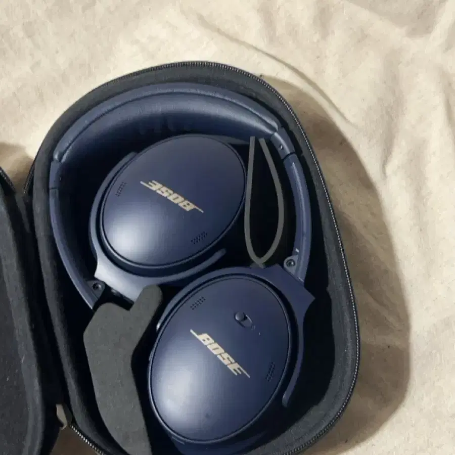 Bose 보스 qc45 네이비 판매