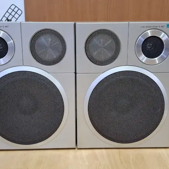 Sansui S-M 7 Speakers