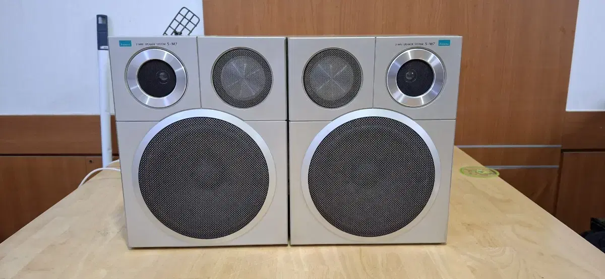 Sansui S-M 7 Speakers