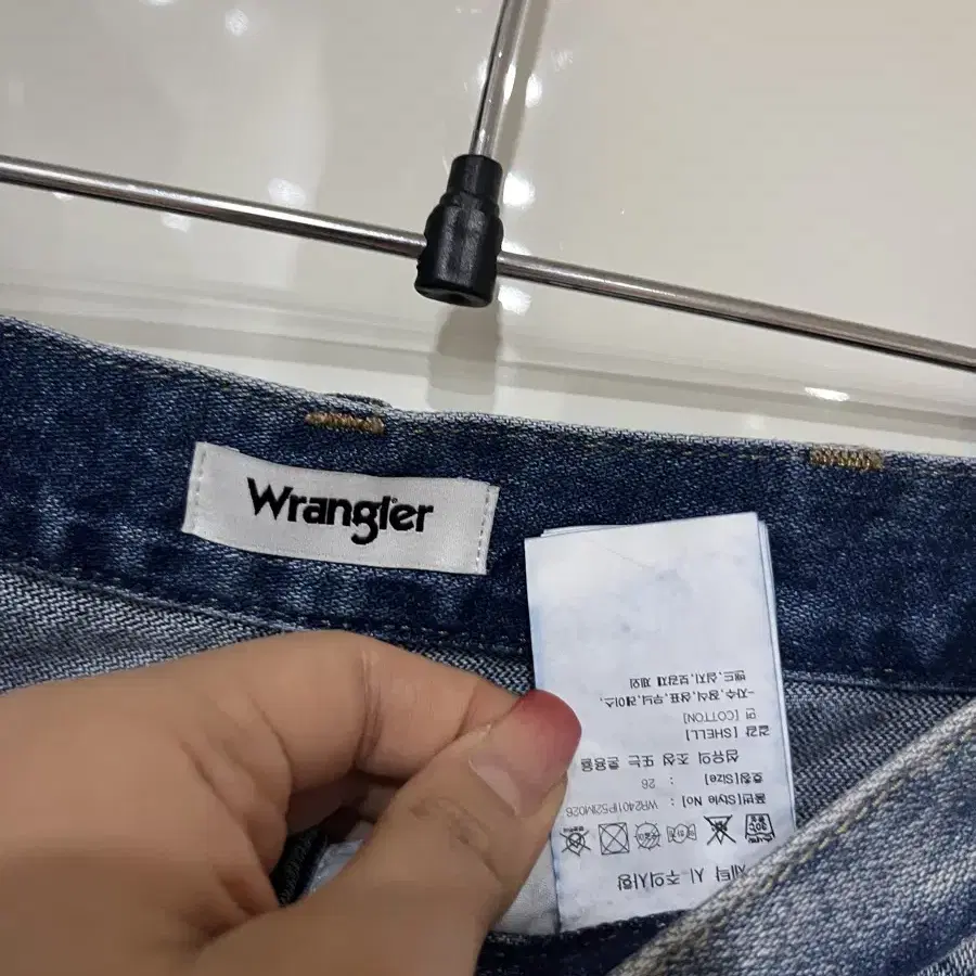 (26)Wrangler 랭글러 인디고 미디움 일자핏 데님팬츠 청바지 새제