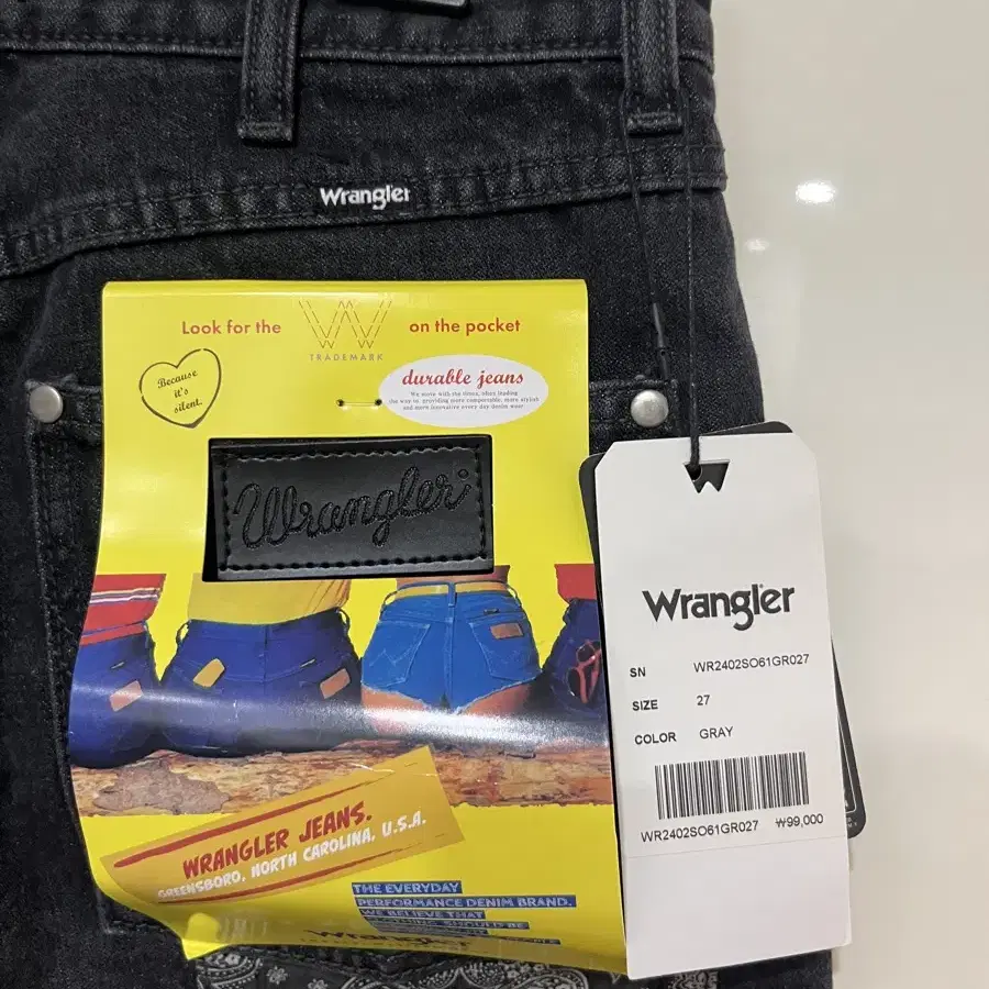 (27)Wrangler 랭글러 페이즐리 디테일 그레이 숏데님팬츠