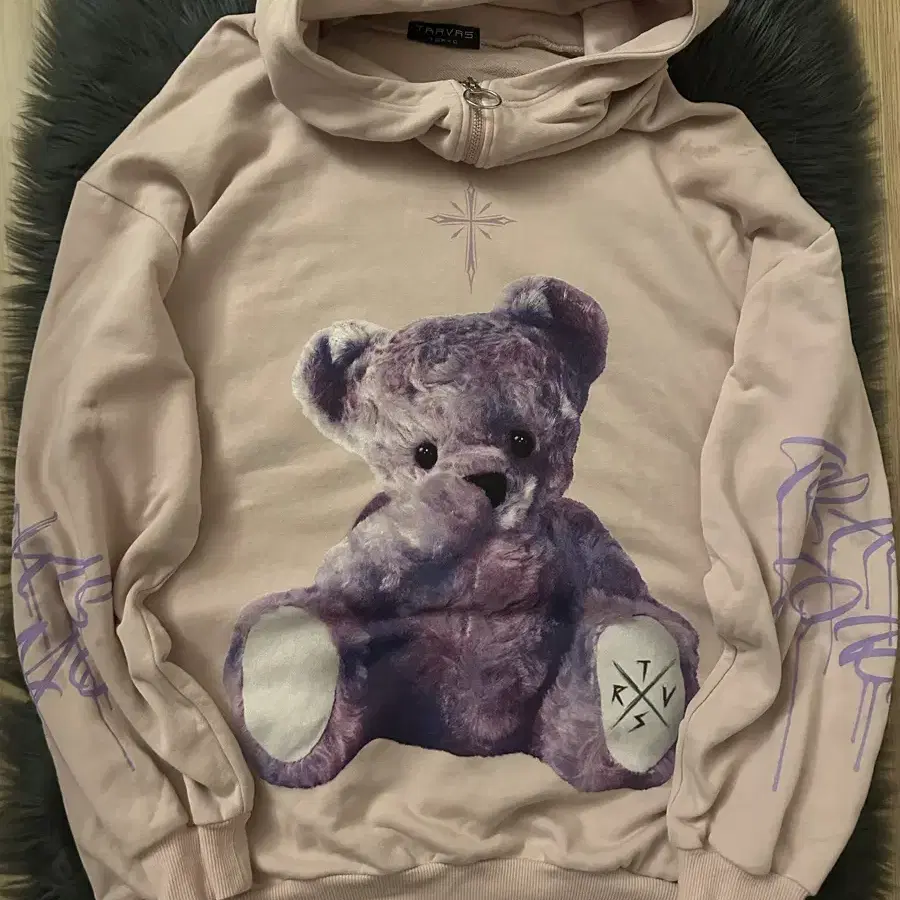 TRAVAS TOKYO / Furry bear half zip high