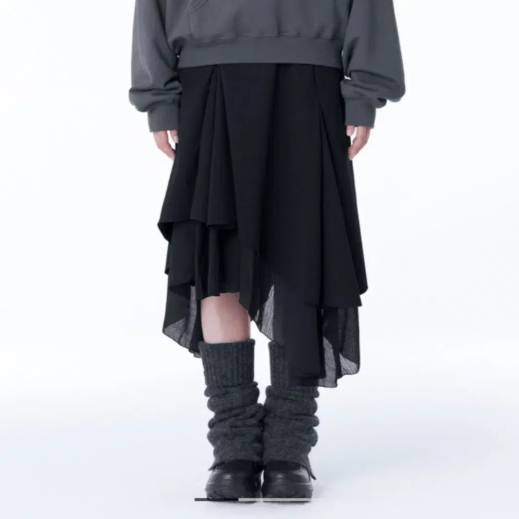 미세키서울 Unbalanced layered skirt BLACK 1