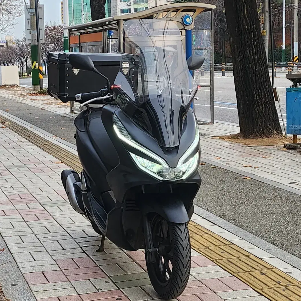 2019년식 혼다 PCX125 28000KM 판매합니다.