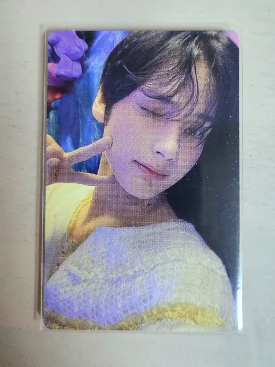 txt hueningkai photocard