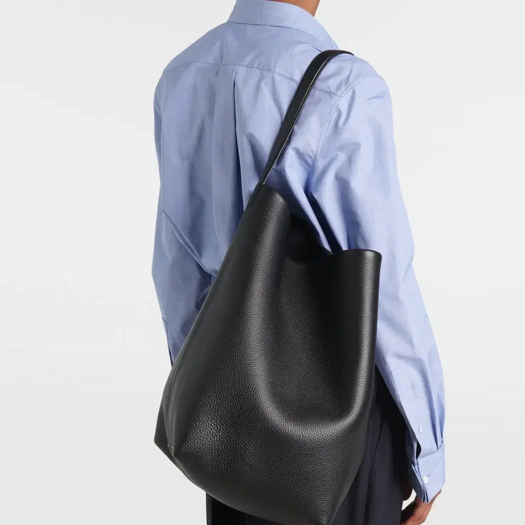 (새상품) 더로우 파크백 블랙 라지 N/S Park Tote