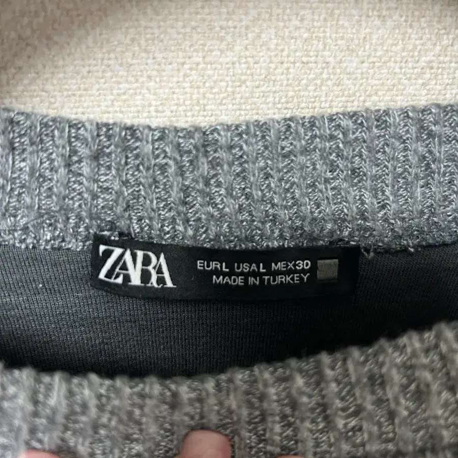 ZARA 니트 그레이