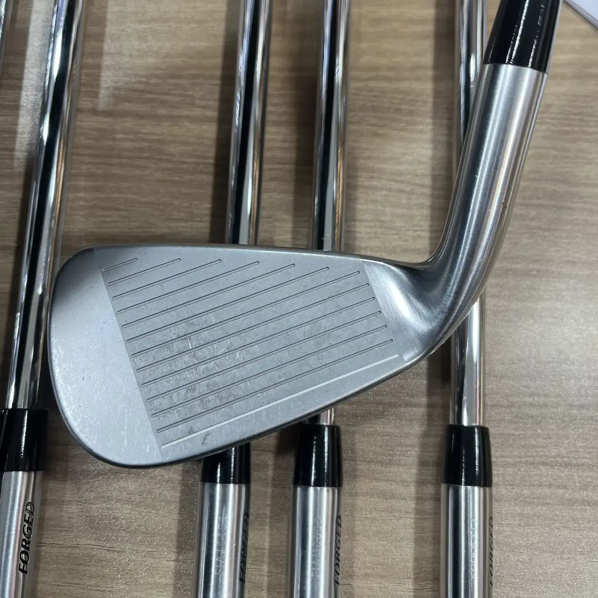 PXG GEN2 0311XF 5-P 6아이언세트