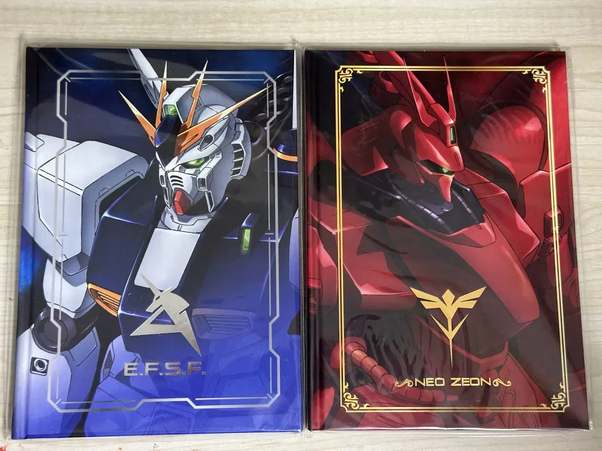 Sazabi, New Gundam Hardcover Notes