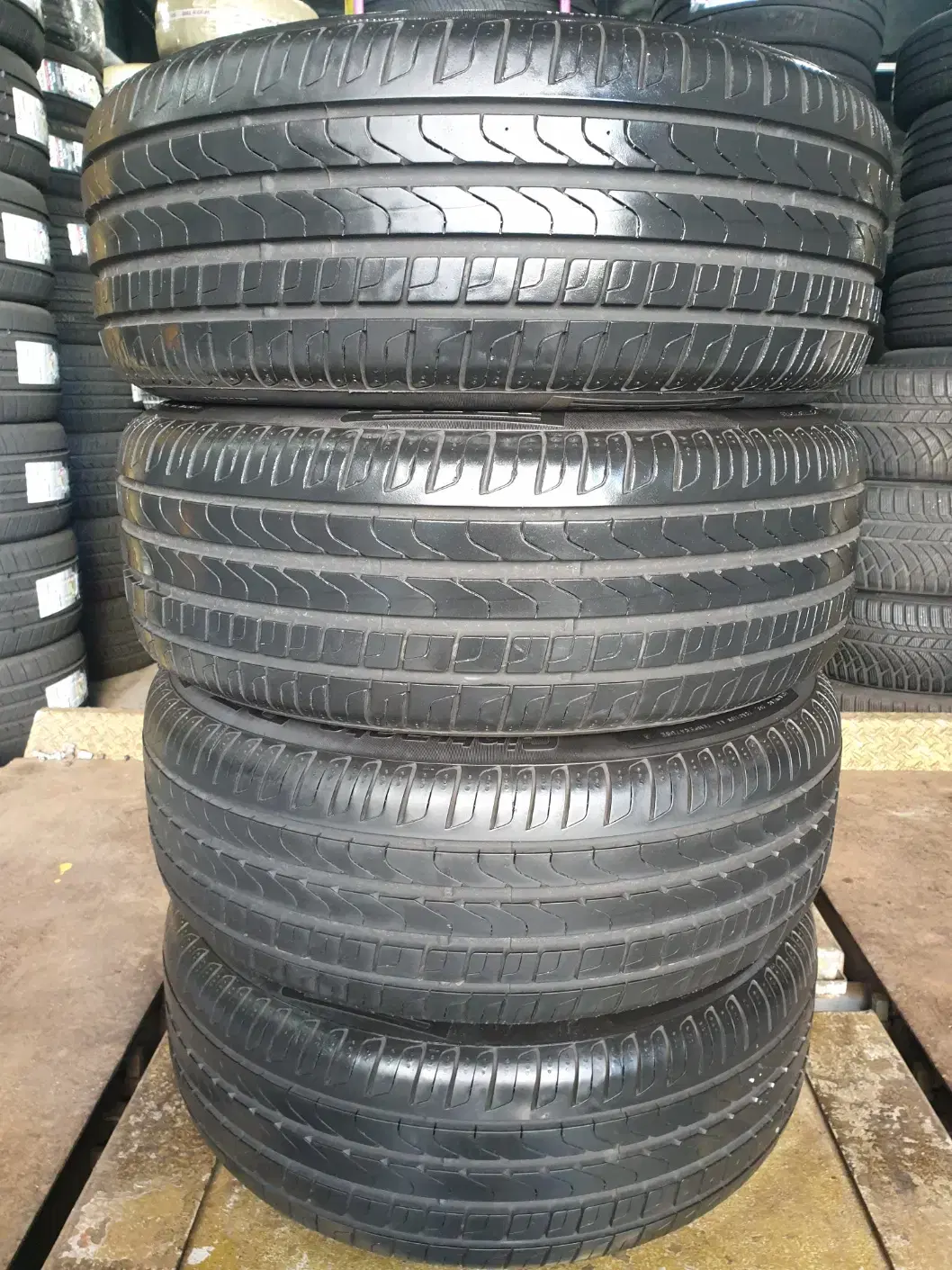 중고타이어 피렐리 신투라토P7 런플렛 225/55R17 97Y 4개 세트