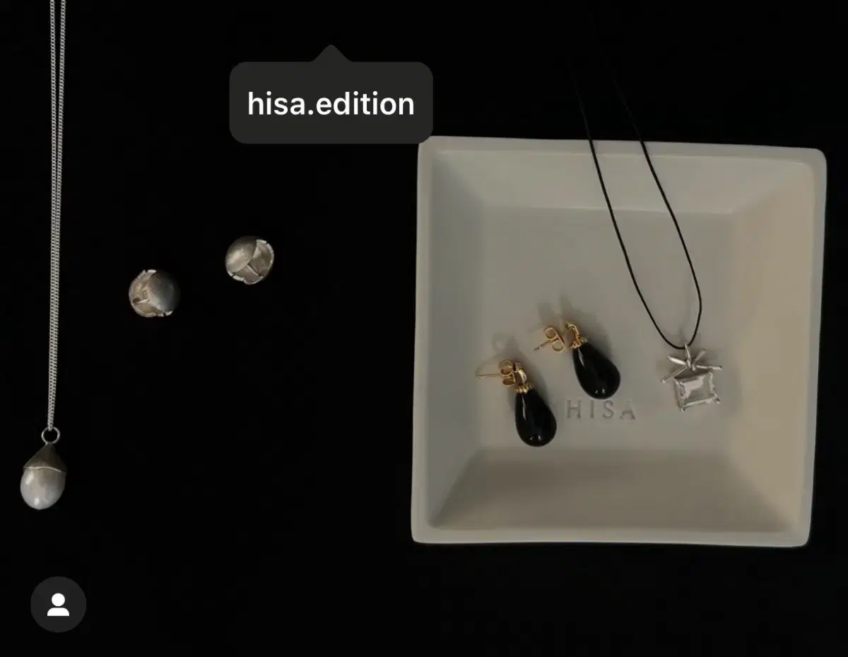 시에 HISA 히사 Gota Earrings. Onyx 미착용 새상품