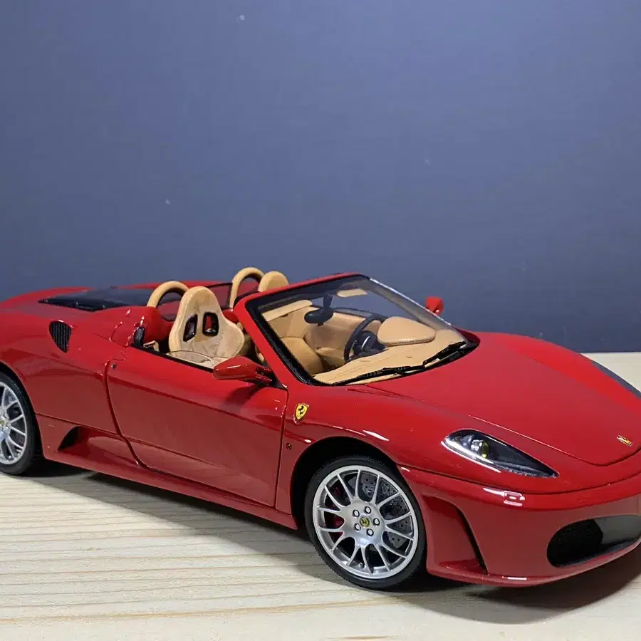 1:18 다이캐스트 bbr 페라리 f430 스파이더 팝니다