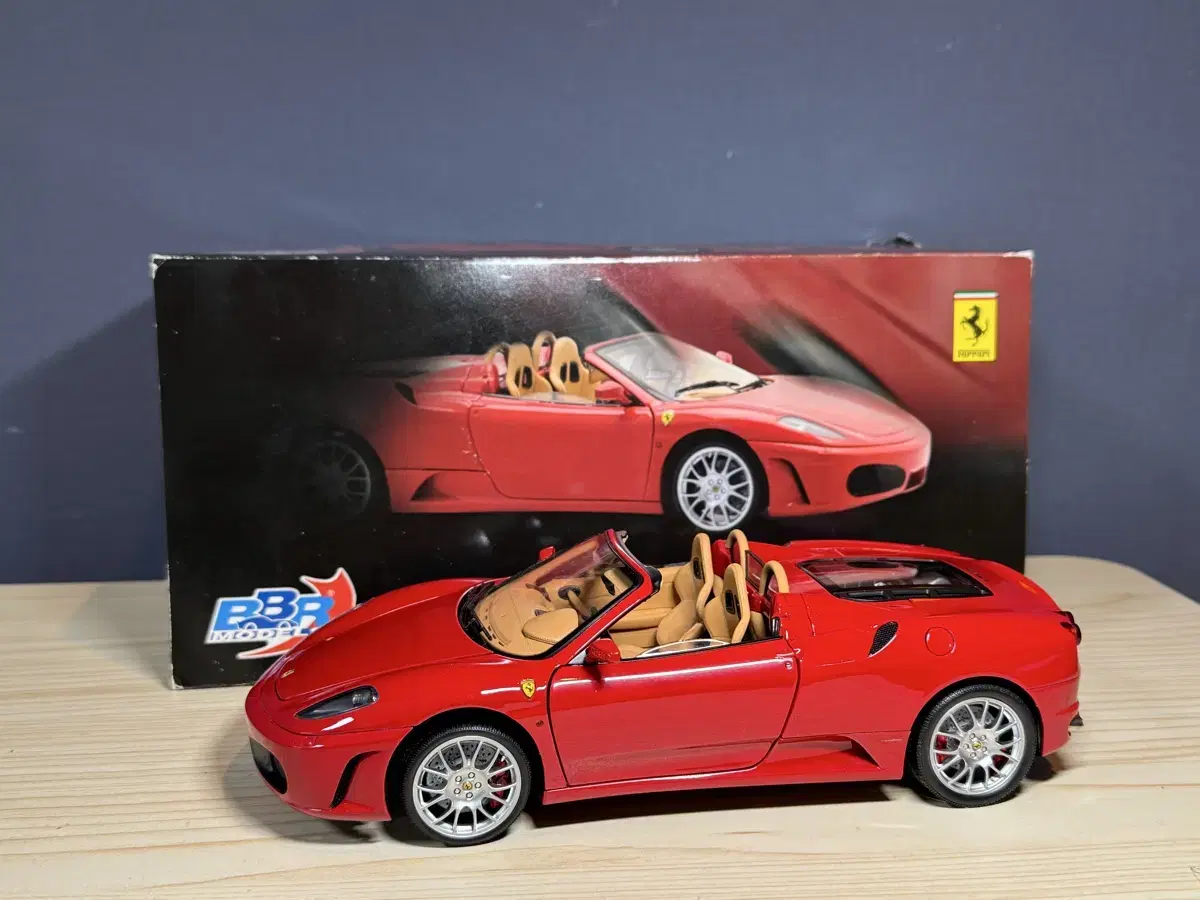 1:18 다이캐스트 bbr 페라리 f430 스파이더 팝니다