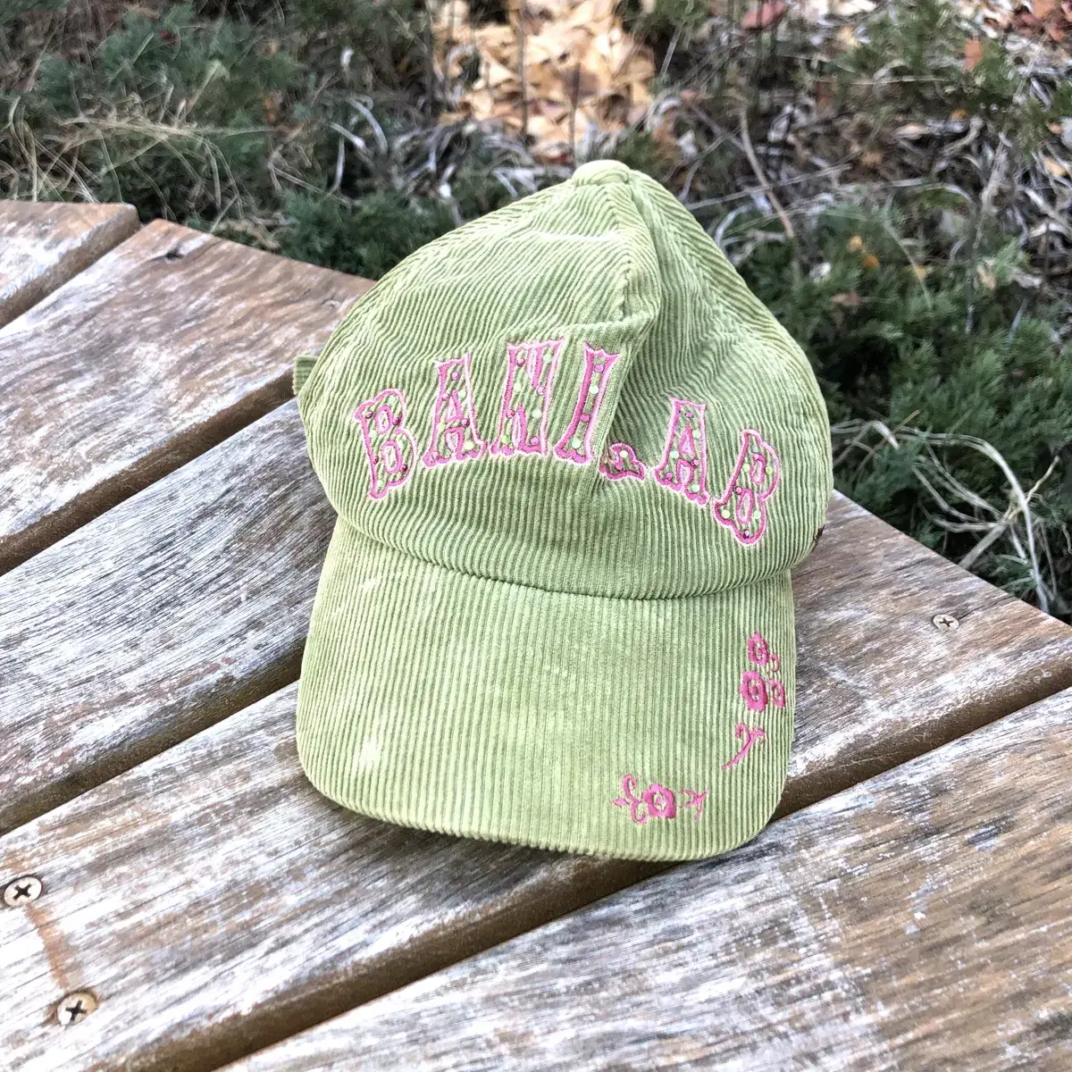 Vintage Banila B khaki corduroy cap