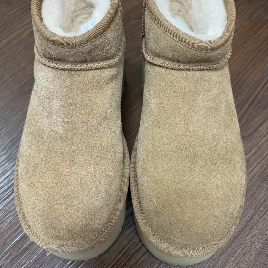 UGG 어그240