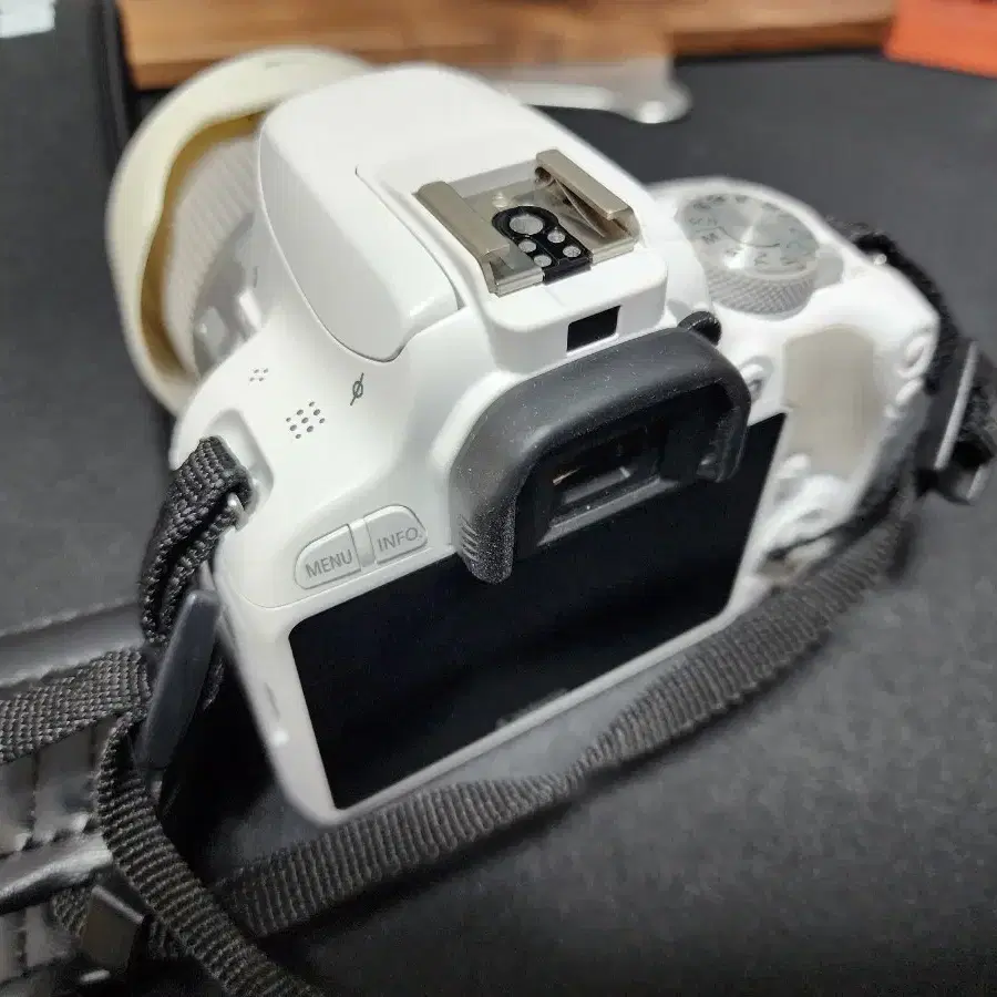 캐논 EOS 100D 화이트