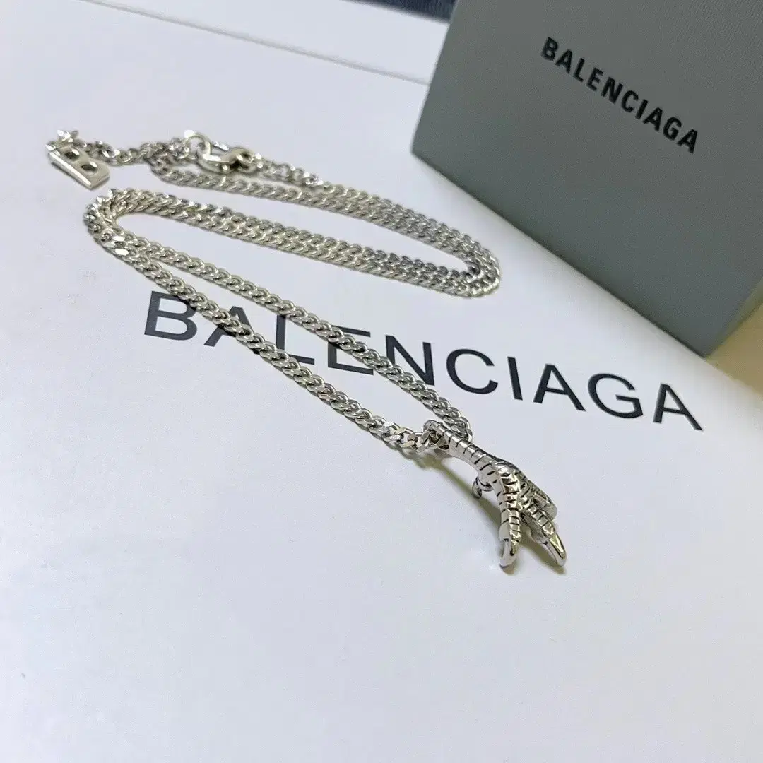 Balenciaga발렌시아가 남성 목걸이 정품