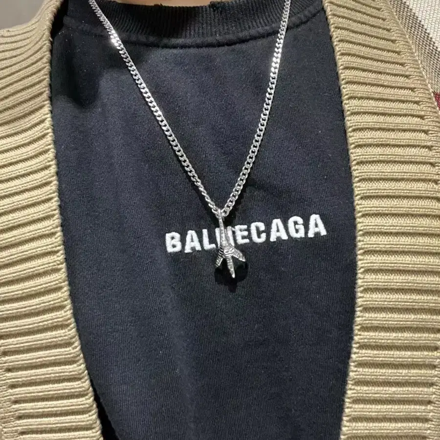 Balenciaga발렌시아가 남성 목걸이 정품