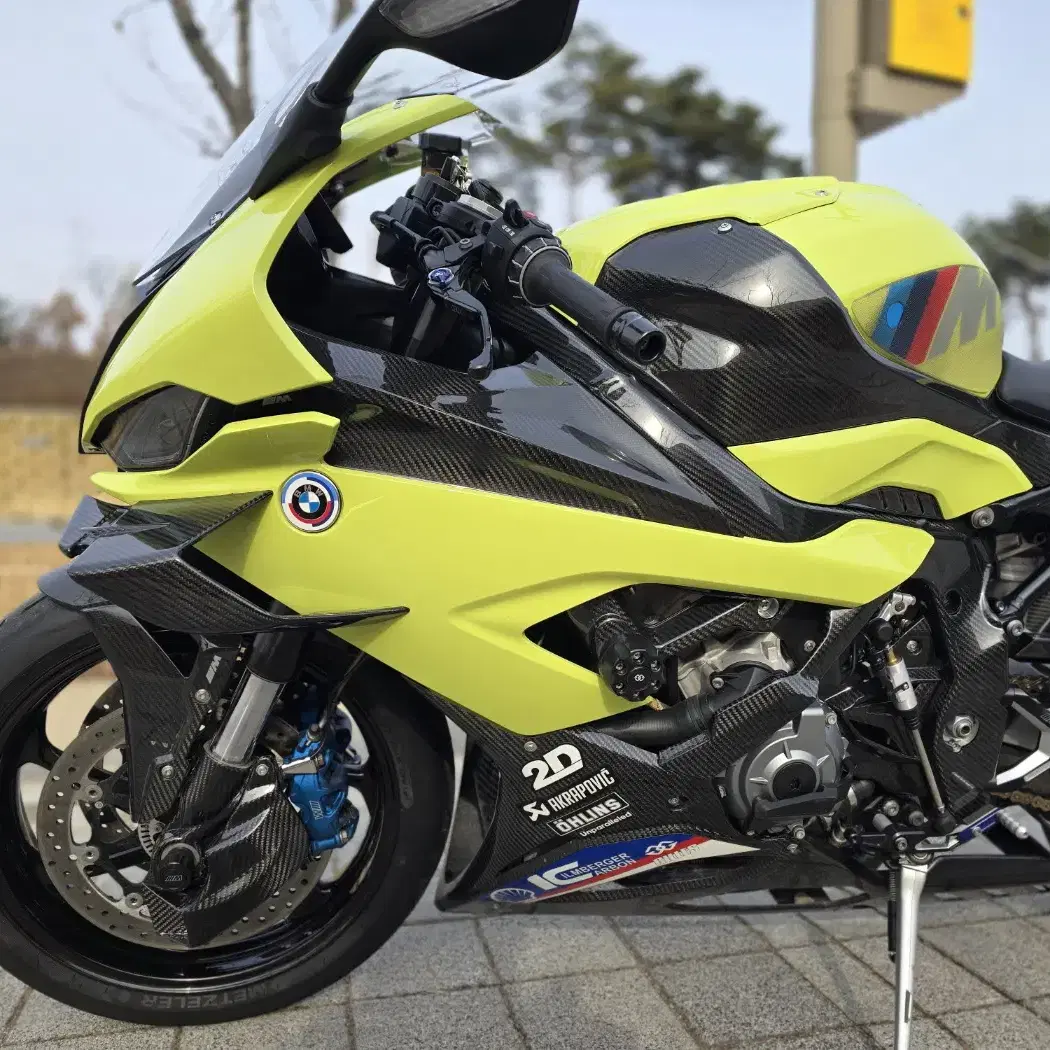 bmw m1000rr 2022년식 50주년 한정판컬러 판매합니다.