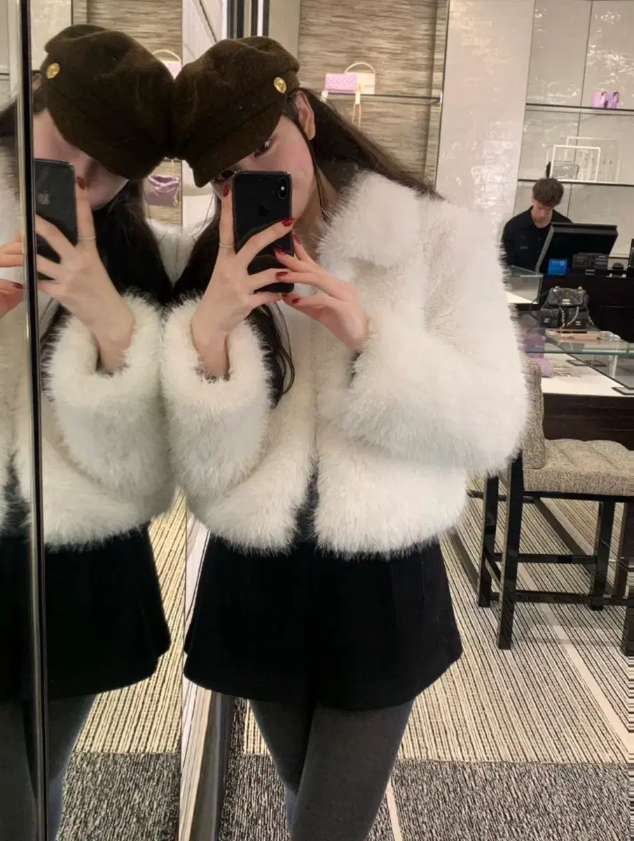 레예 퍼 자켓 화이트 Reyeh Dear fur jacket 레예마켓