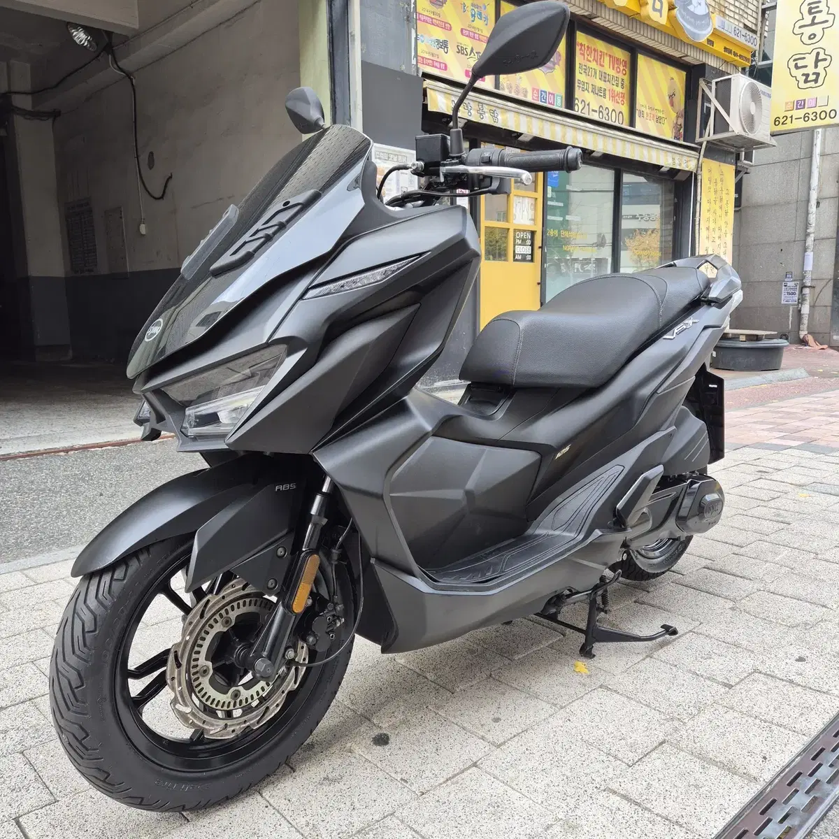 센터판 S급 SYM VSX125 판매합니다.