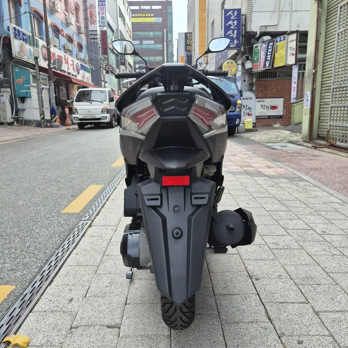 센터판 S급 SYM VSX125 판매합니다.