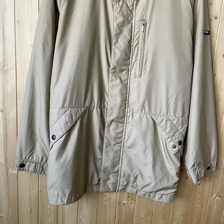 Beverly Nylon Jacket