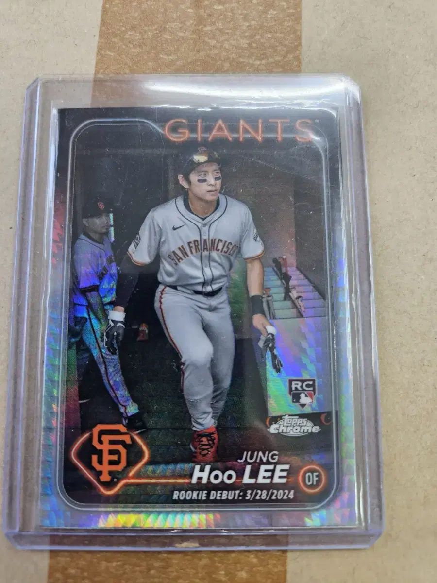 이정후 2024 Topps Chrome 프리즘 리플렉터 카드