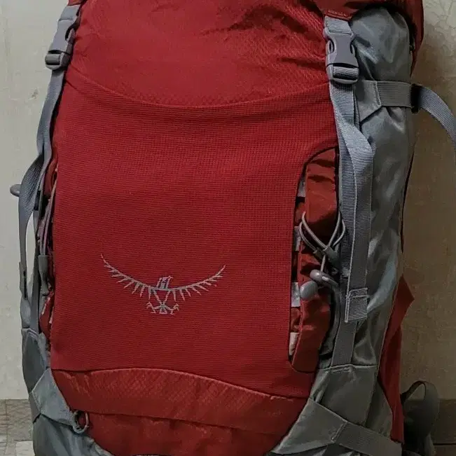 오스프리 OSPREY 케스트럴 kestrel 48 등산배낭 여행캠핑백팩