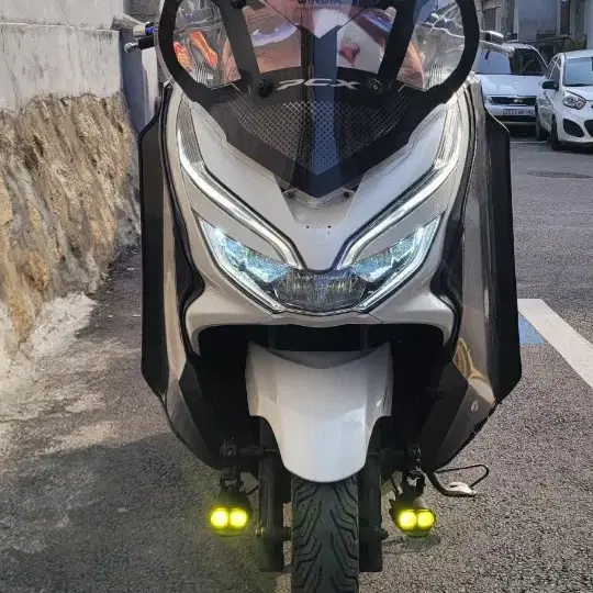 pcx150 abs 20년식 배달 풀셋팅 판매합니다