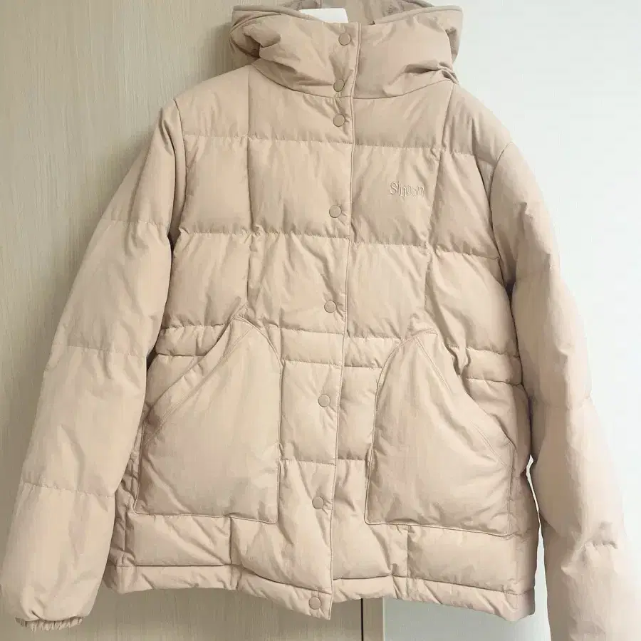 시눈 핑크 패딩 Hoodie Puffer Jacket 24년 새상품