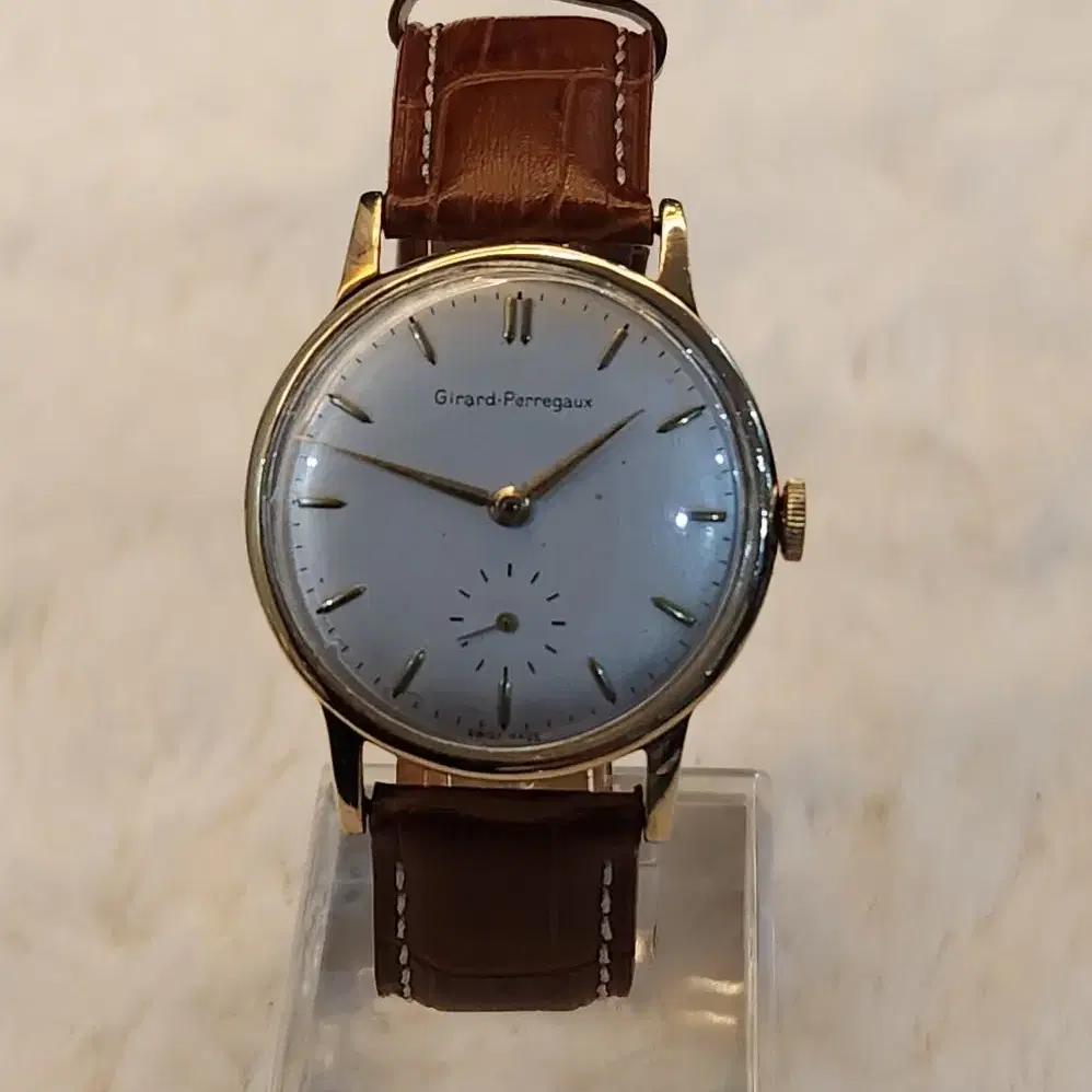 # 202 )  GIRARD PERREGAUX VINTAGE  WATCH