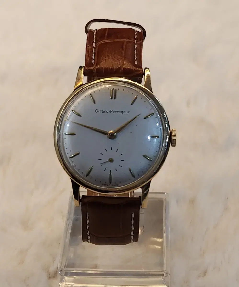 # 147 )  GIRARD PERREGAUX VINTAGE  WATCH