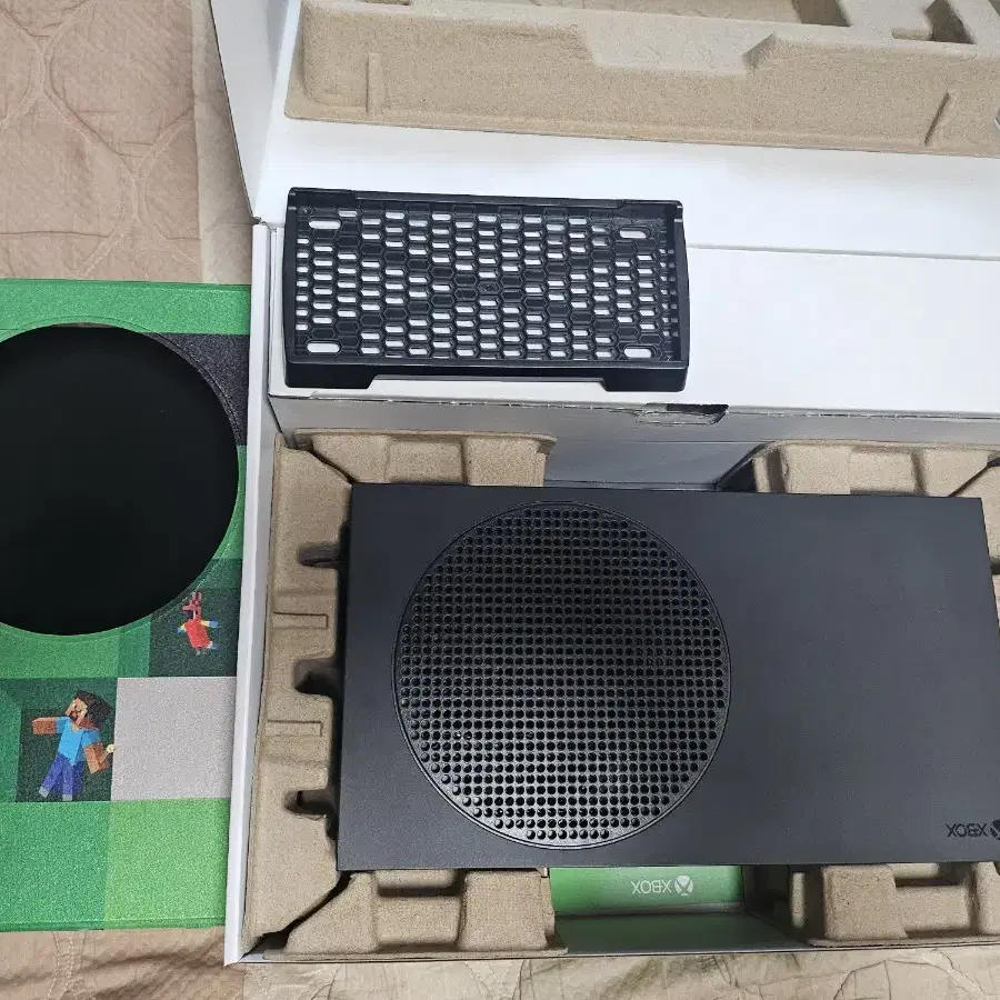 xbox series s 카본블랙 1tb 팝니다. 패드x