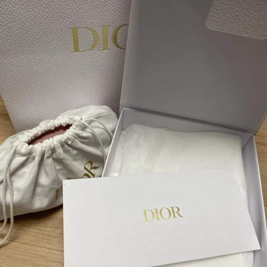 My Dior 미니백 앤틱핑크 샴페인 골드