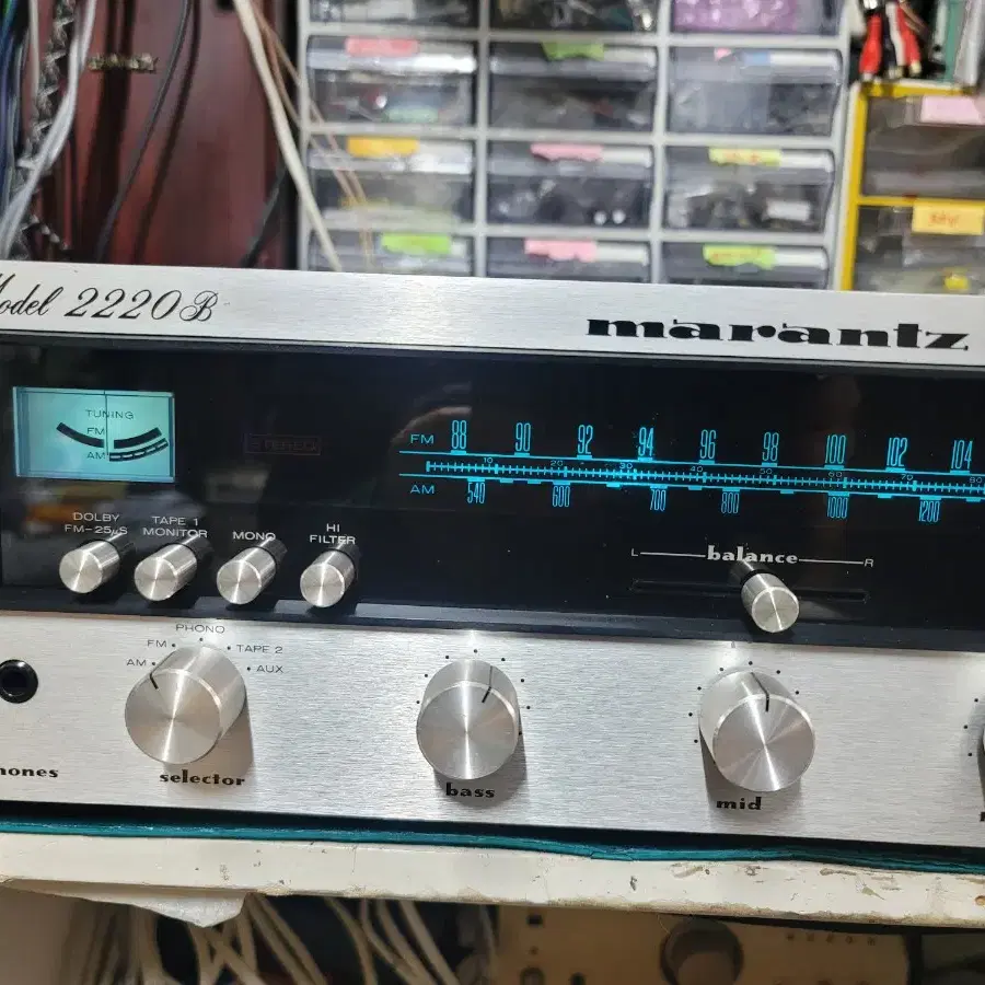 marantz. 2220B