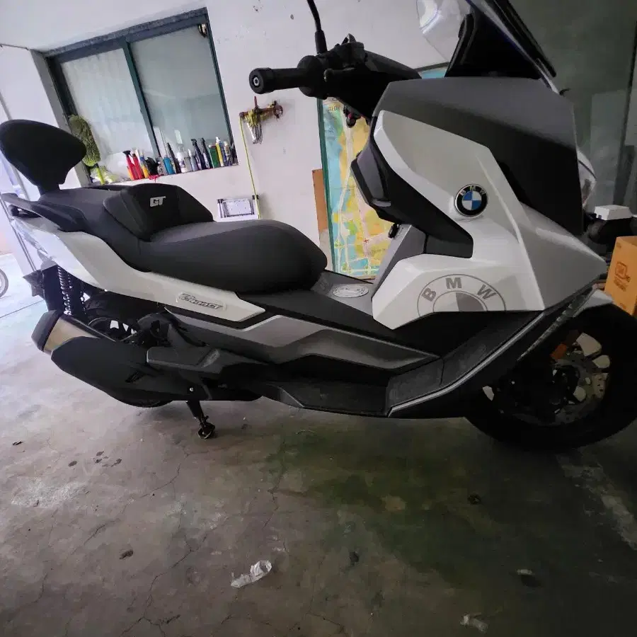 24년식 BMW C400GT 450km 탄 신차급 팝니다