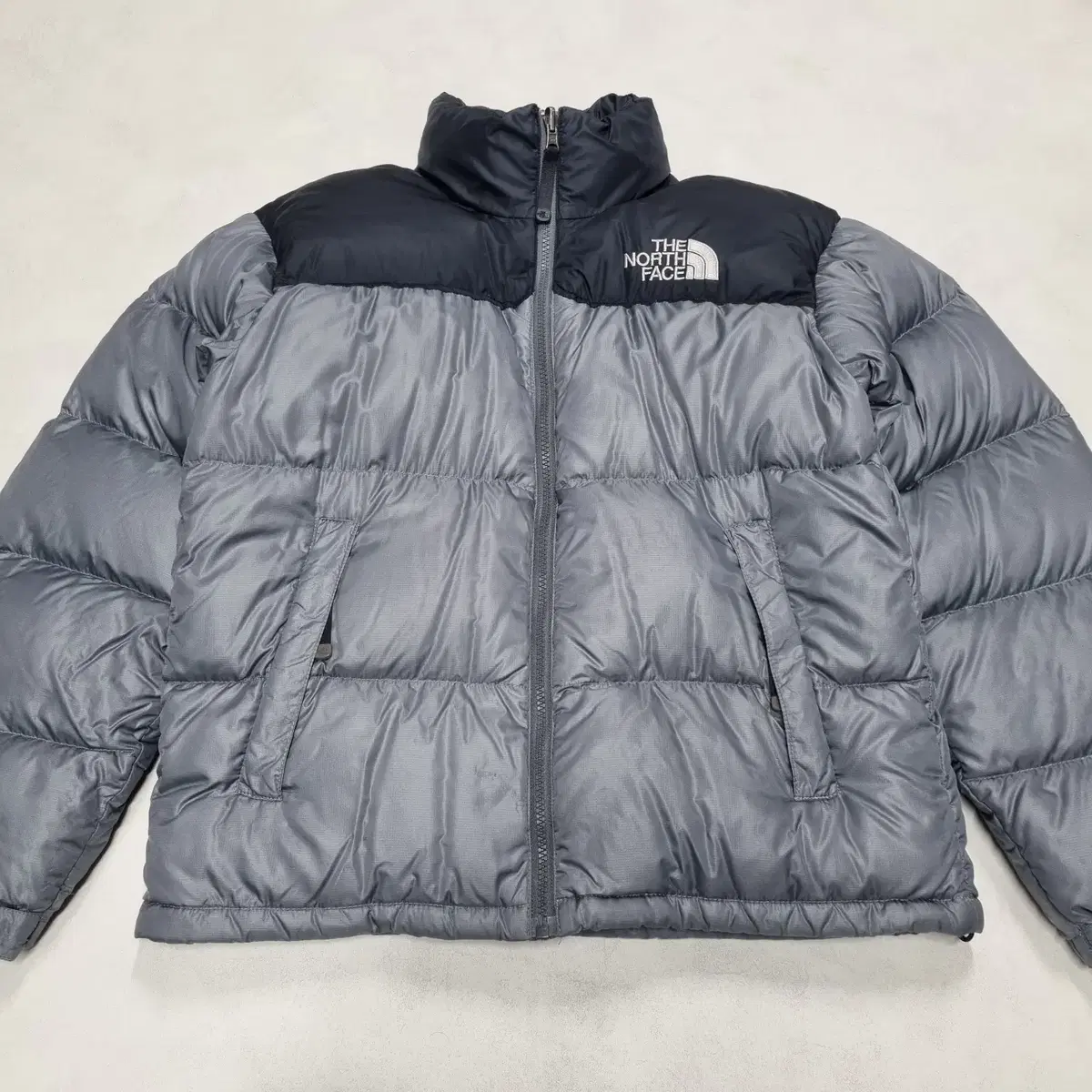 구형 노스페이스 눕시 그레이 - 90(S)    NORTH FACE 패딩