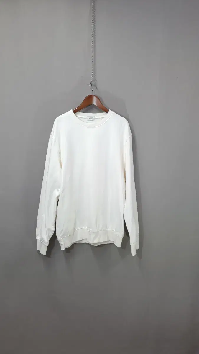 Gentleman's cotton100 ivory-white top