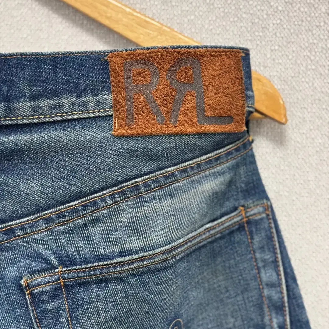 RRL 스트레이트핏 홀리 셀비지 진 / 34x32