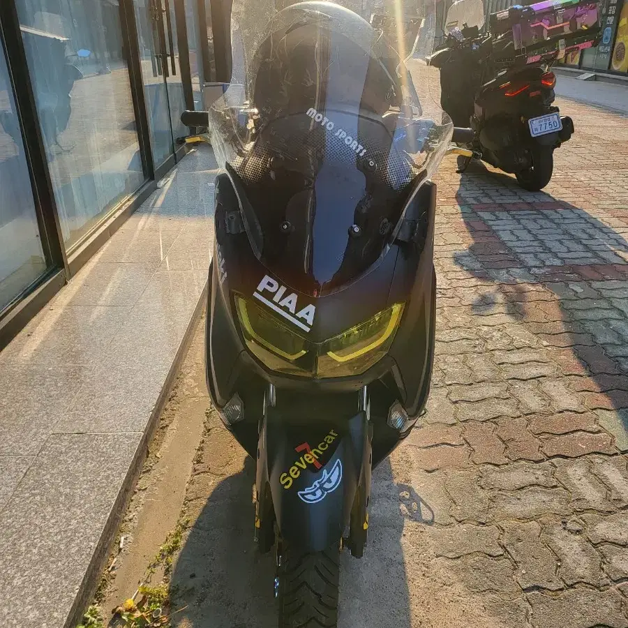 nmax125 23년식