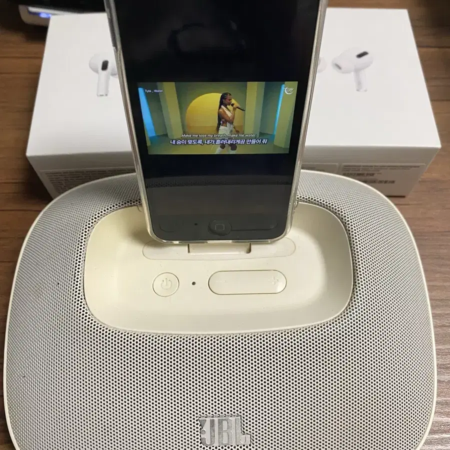 아이팟 터치7 JBL 도킹스피커