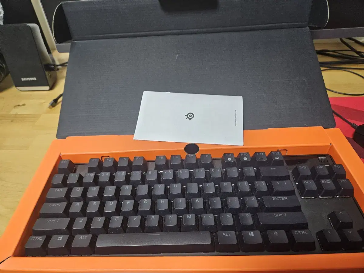 에이펙스 프로 tkl apex pro tkl 판매합니다