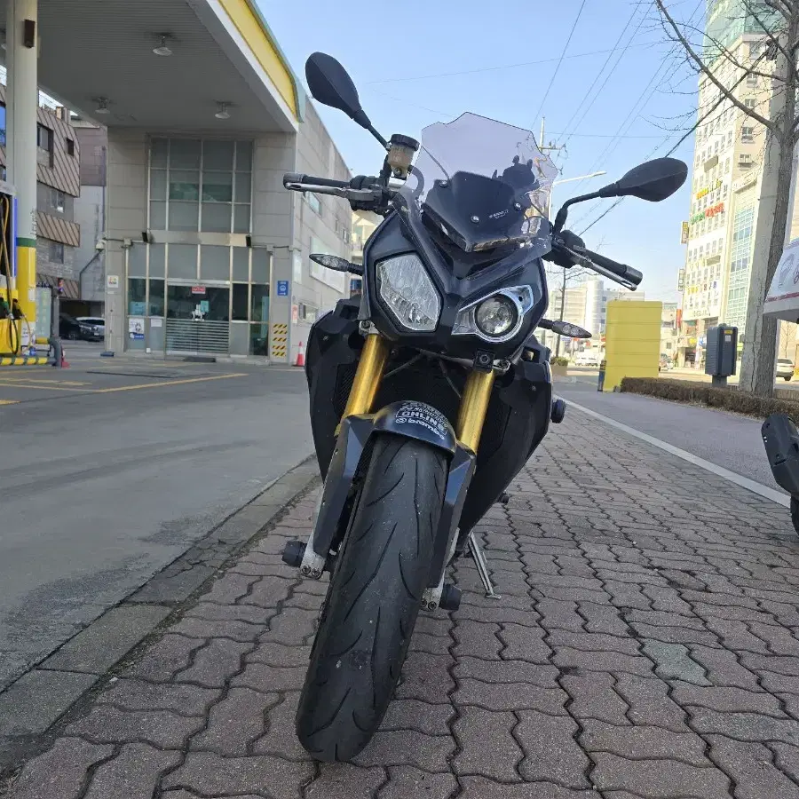 15년식 s1000r 급매합니다.