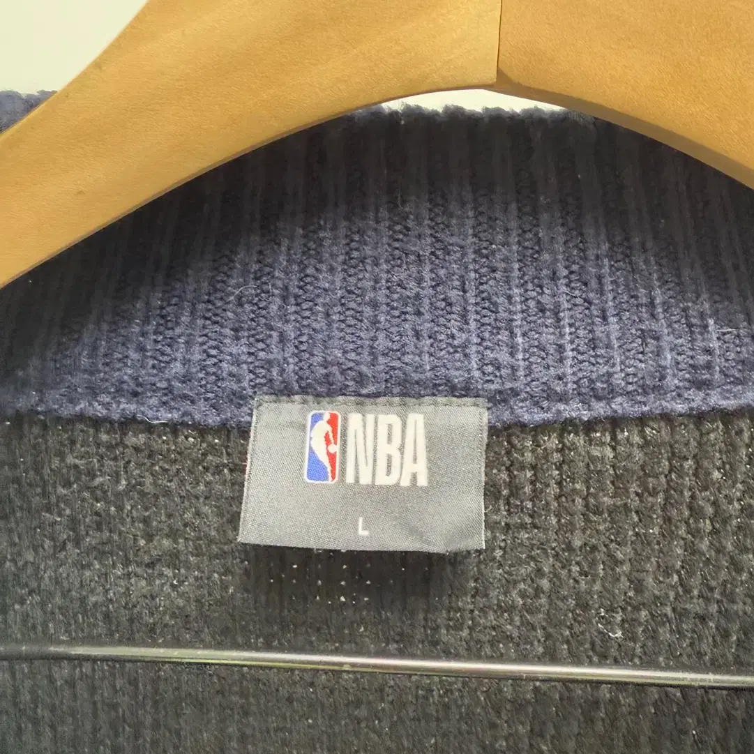 (143) NBA 가디건