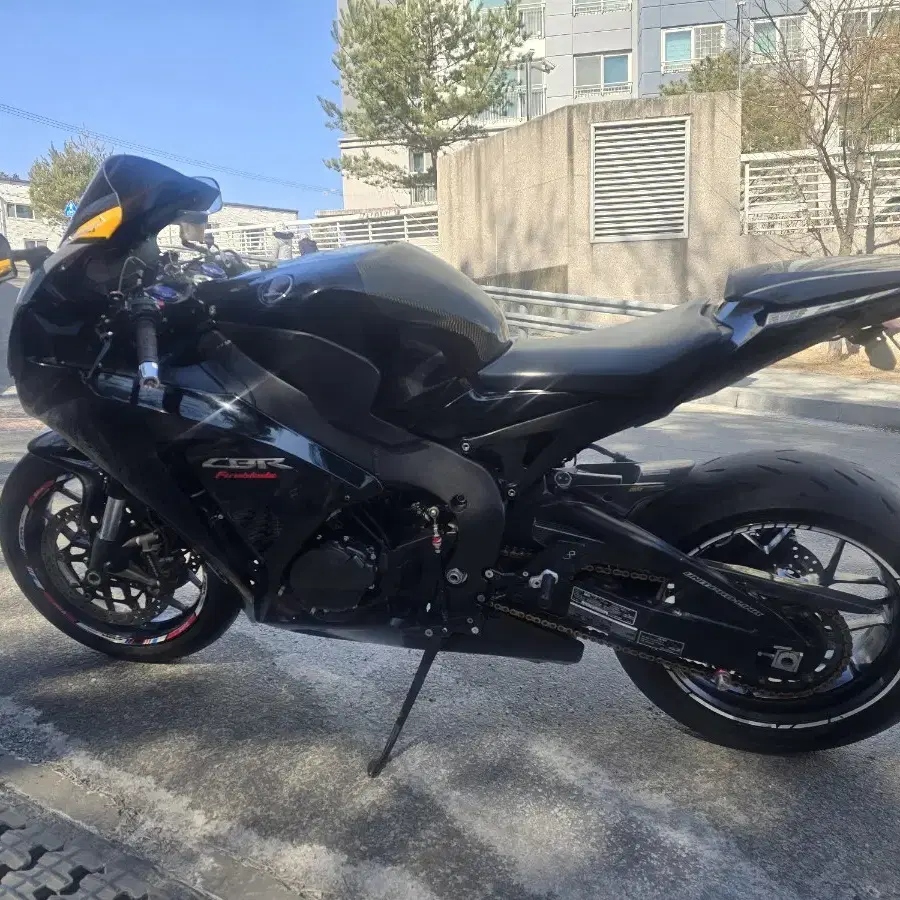 2012년식 옵션좋은 혼다 cbr1000rr 판매합니다