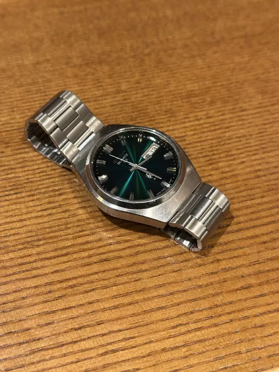 SEIKO qz 세이코 선레이그린 메탈시계